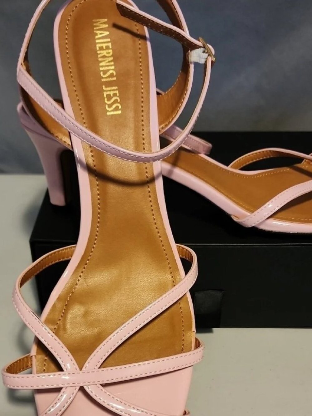Sophisticated Pink Strappy Heels with Medium Heel